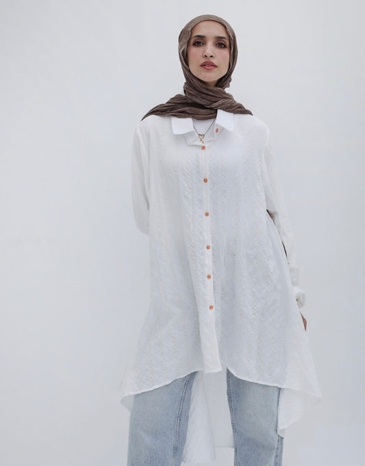 Breeze shirt in white