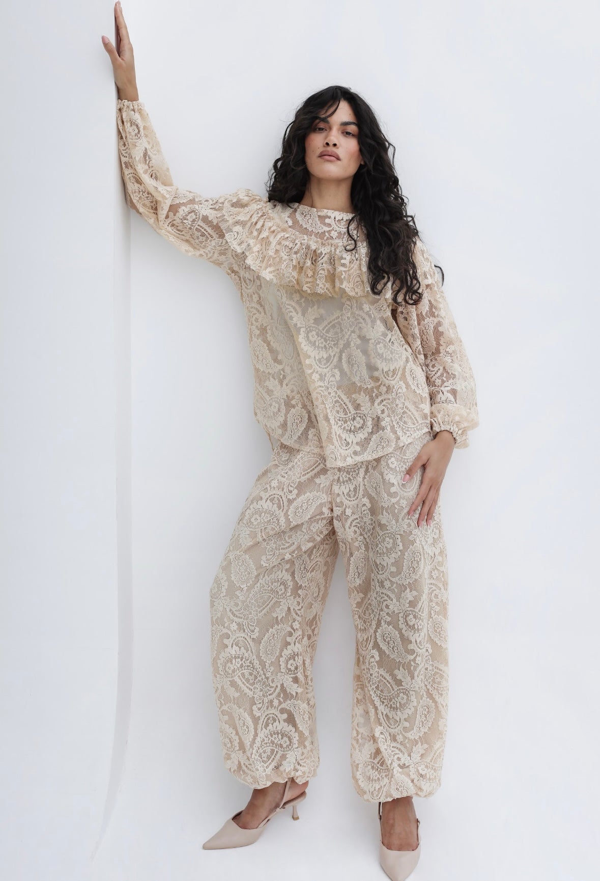 Sand Lace Set
