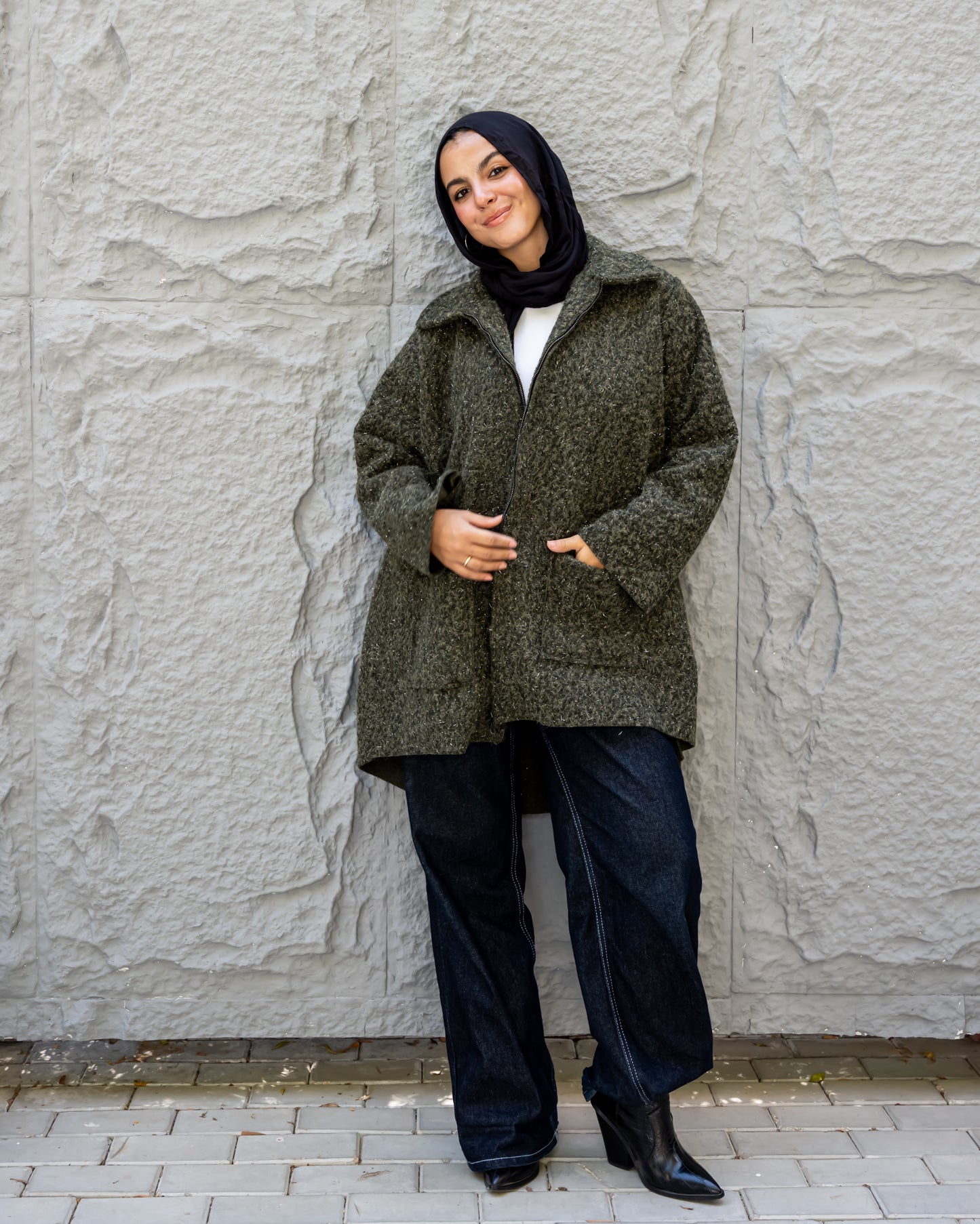 Warm essence in olive