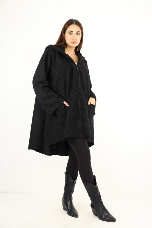 Teddy cape in black
