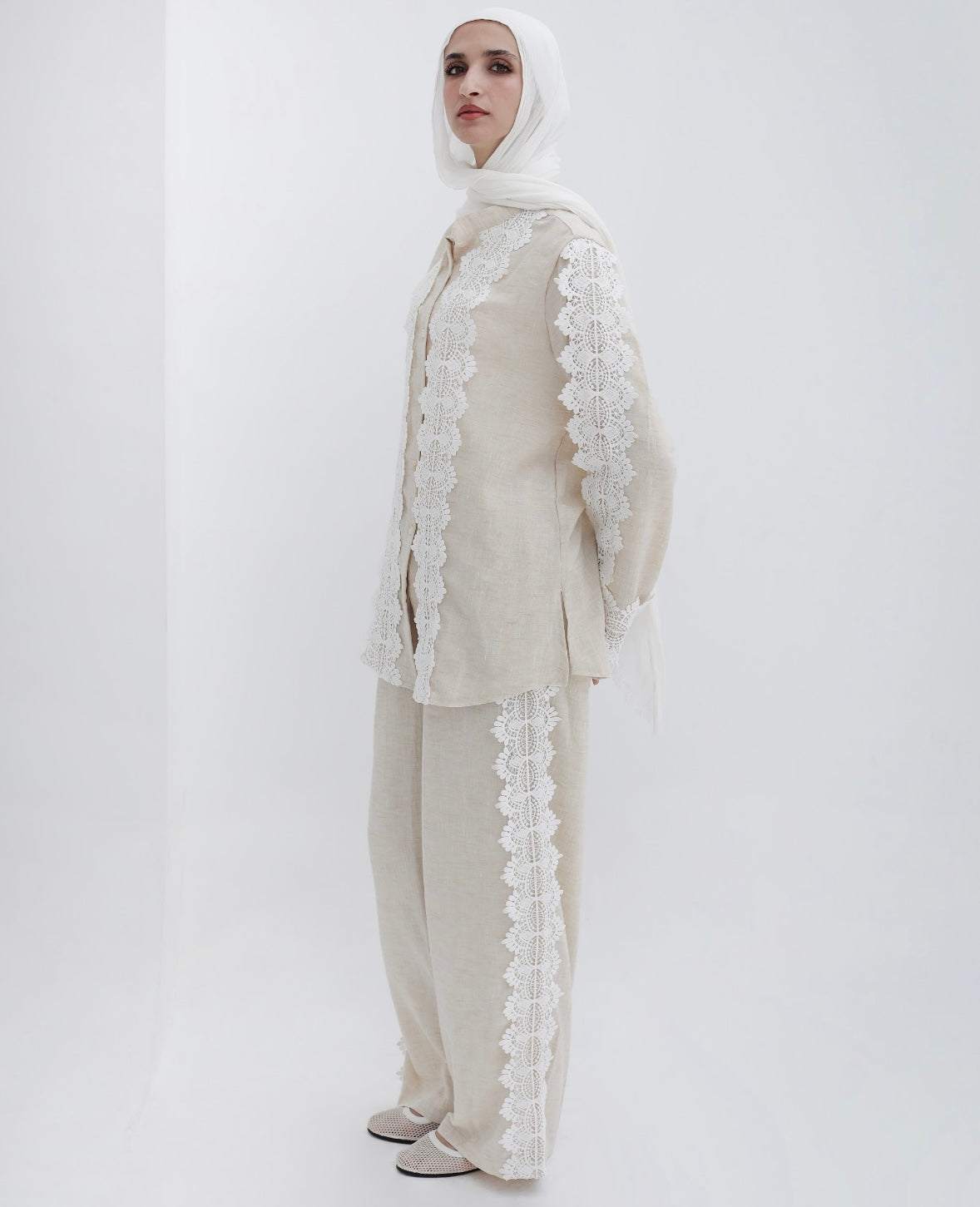 Aroura Set in Beige