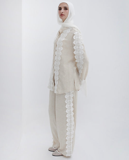Aroura Set in Beige