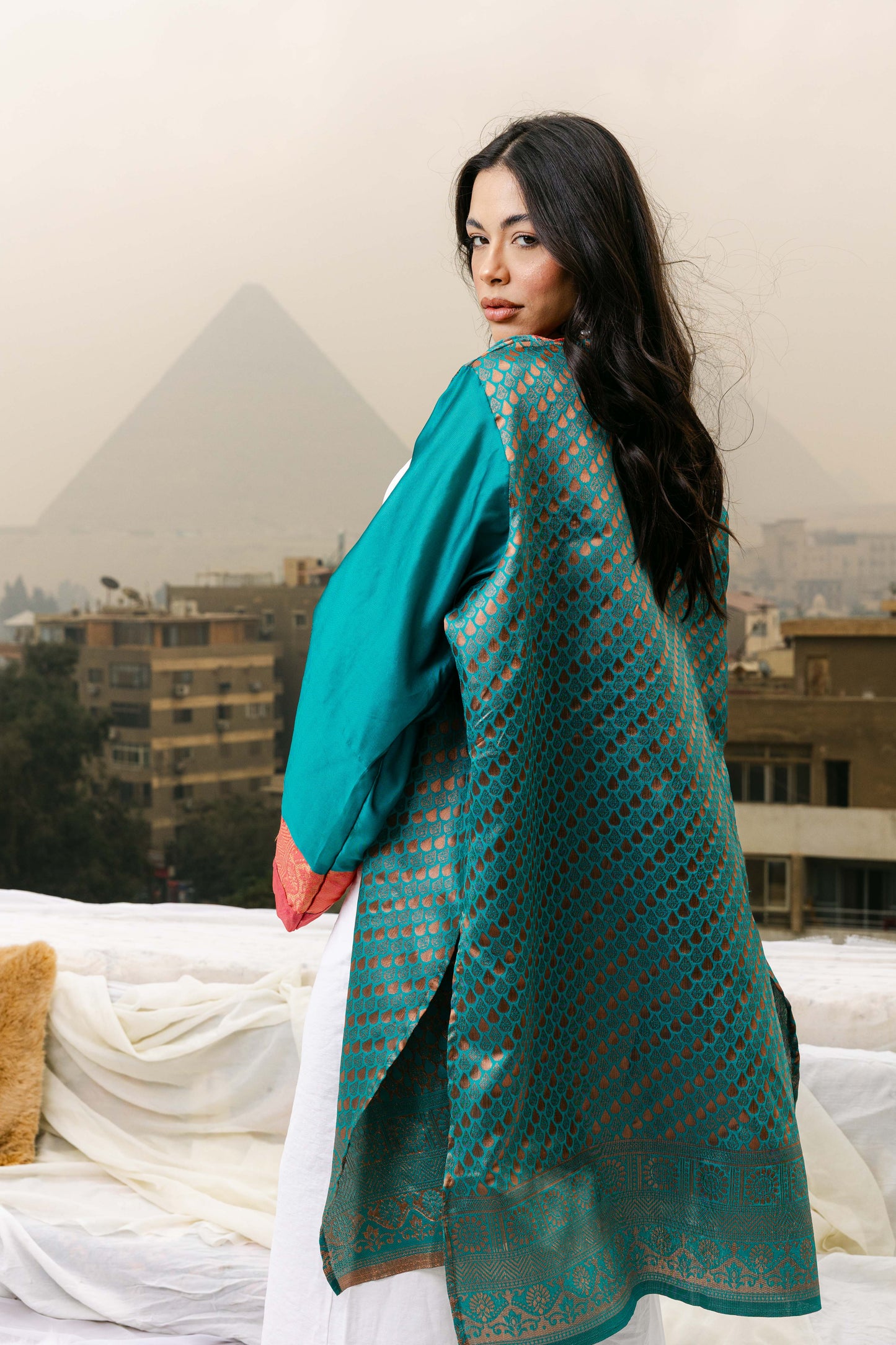 Jowayria in turquoise