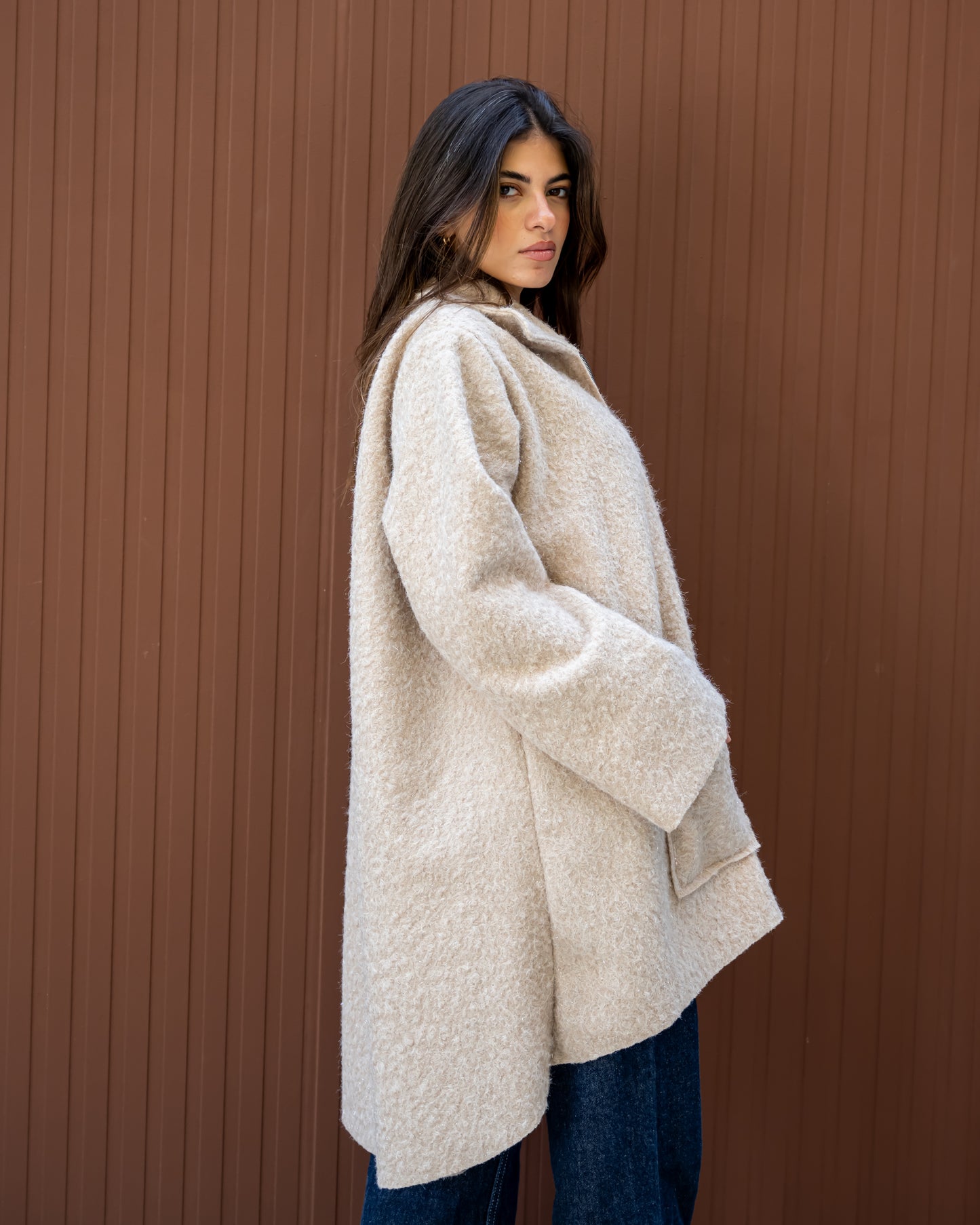 Warm essence in beige