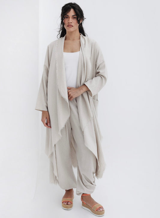 Minimal in beige cardigen
