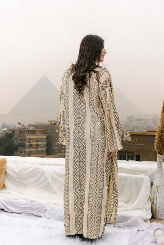 Jamila kaftan in beige