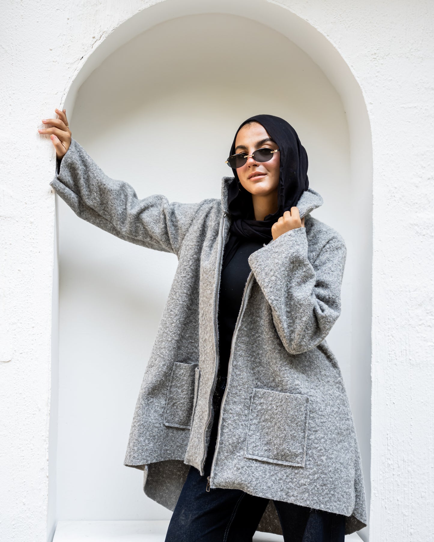 Warm essence in grey