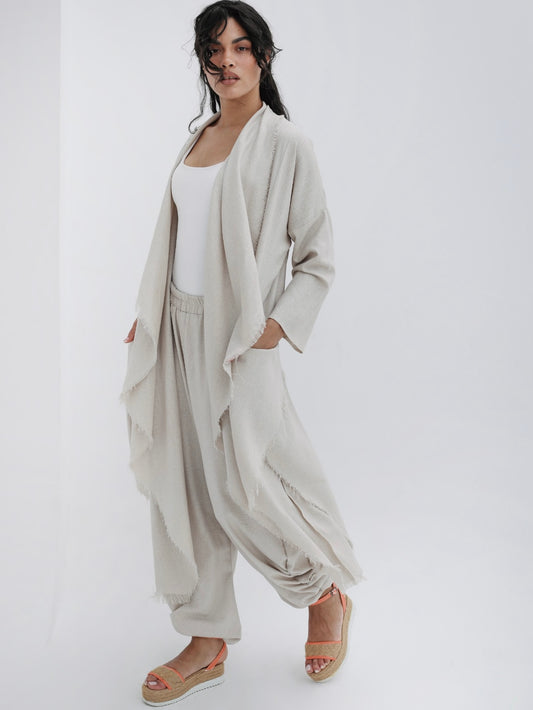 Minimal in beige cardigen