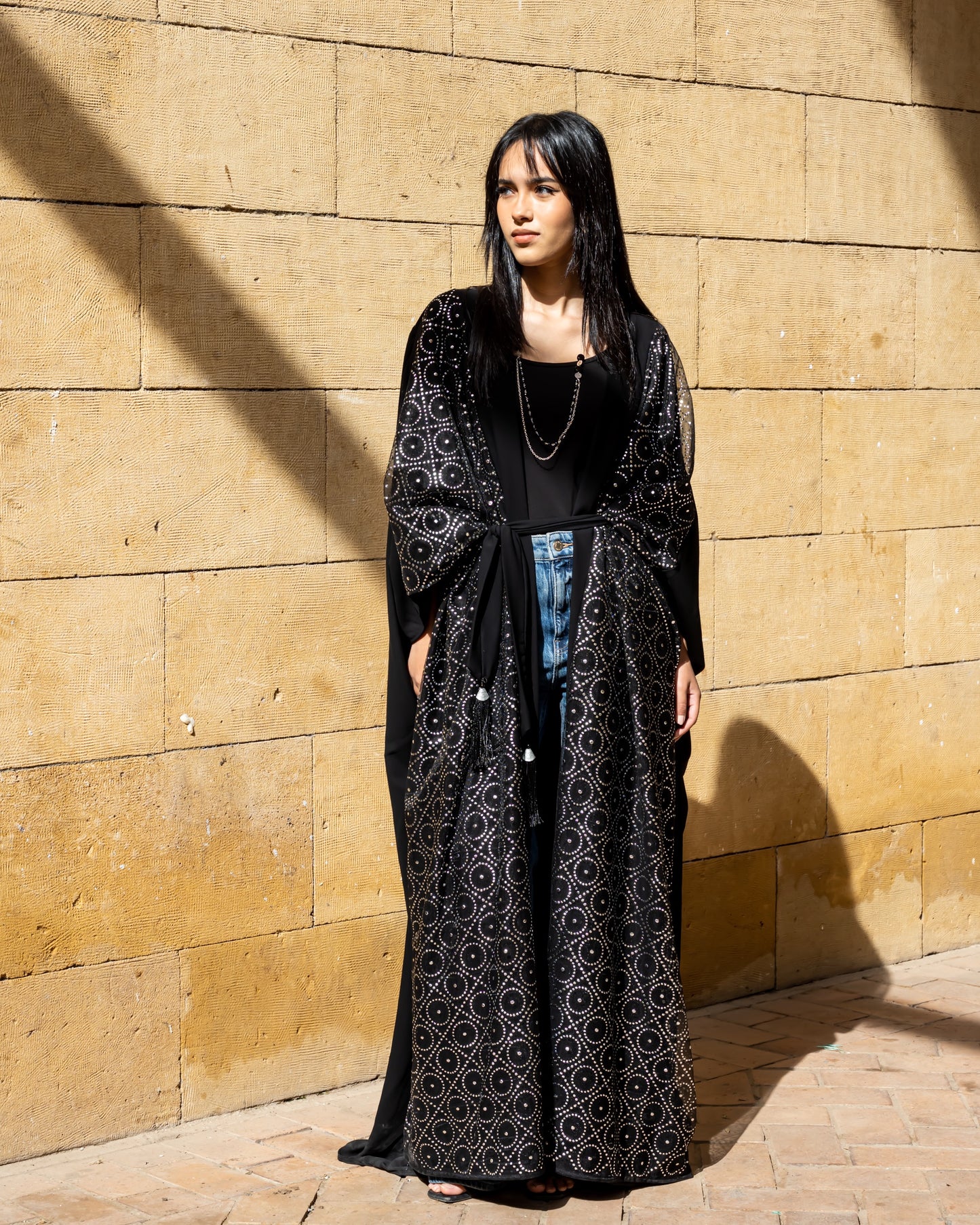 Qamar kaftan in circles